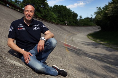 Tom Coronel heeft nadeel: "En daar heb je het mee te doen"